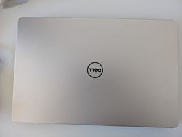 Dell Inspiron 17 - 7737