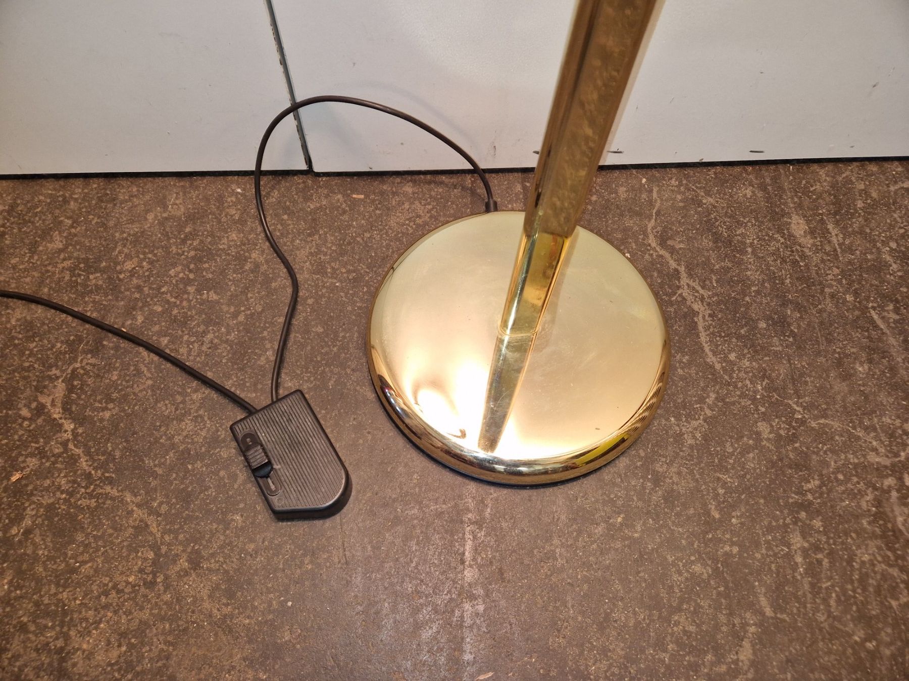 Micasa Lampen: Div Stehlampen Vintage Design schwarz , Holz, Messing – Gebraucht aus Wädenswil von tome70 3