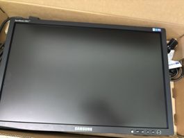 Samsung SyncMaster 226BW Monitor - Top Zustand!