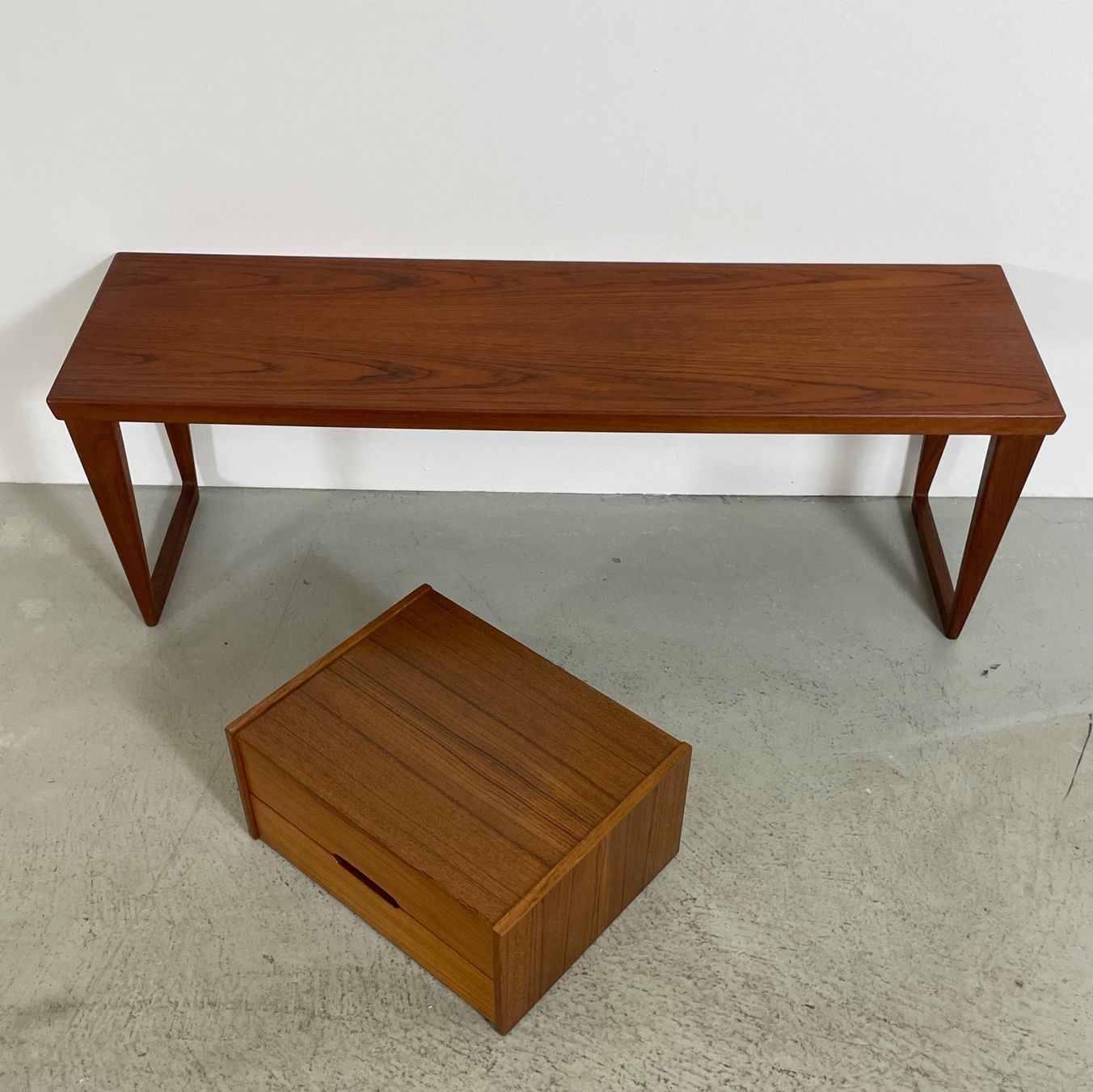 Kommoden: Kai Kristiansen Hallway Set in Teak – Gebraucht aus Basel von MidMod20C 8