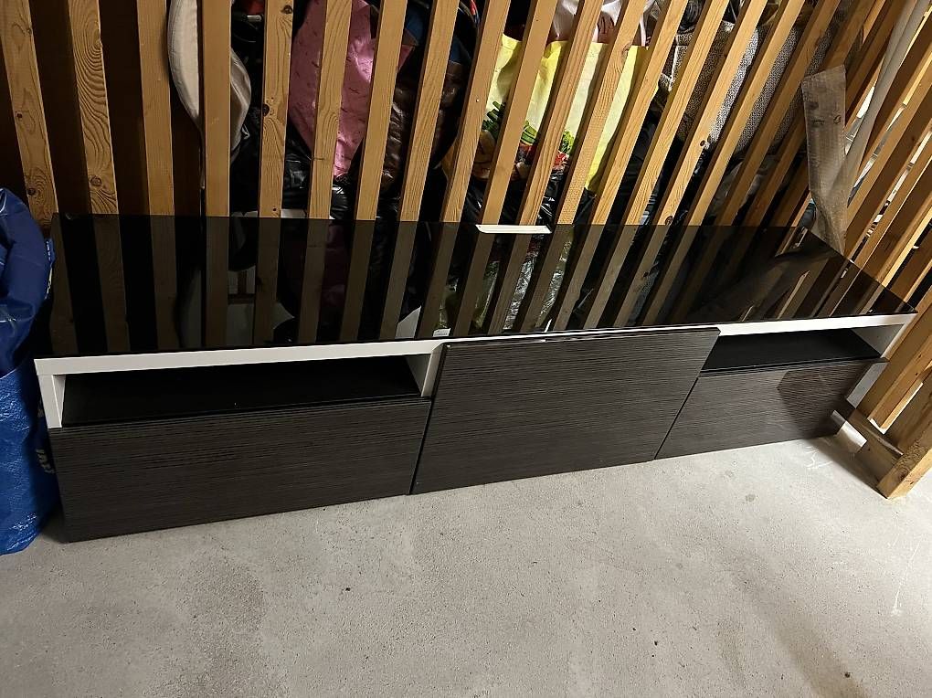 Ikea TV Möbel: TV- Möbel – Gebraucht aus Birmensdorf ZH von juhu11 1
