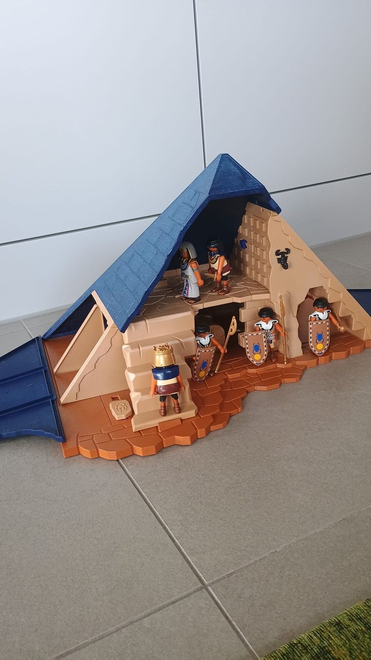 Playmobil Jouets: Playmobil Pyramide mit Zubehör – D'occasion à Wil SG par Ares82
