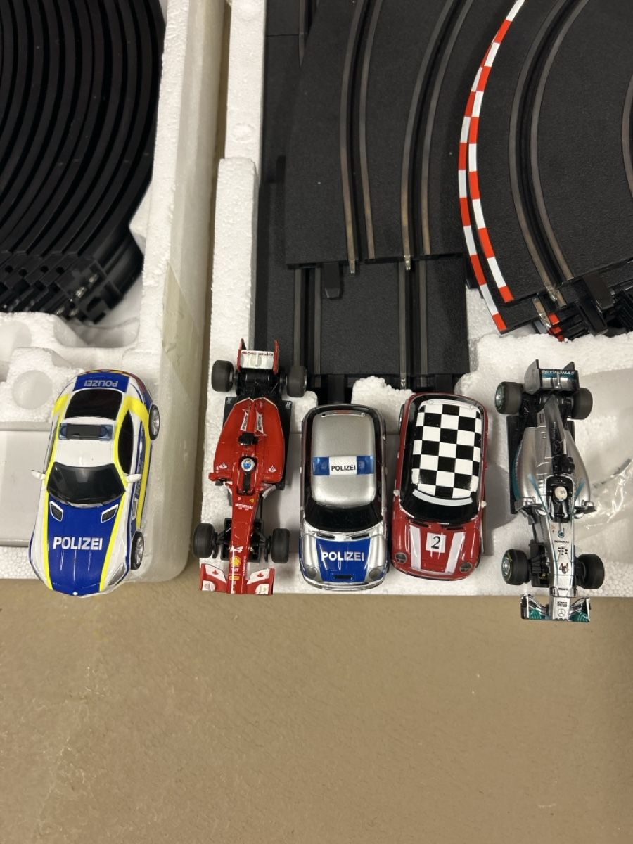 Carrera Giocattoli: Carrera GO!!! Polizeiverfolgung und Shakedown – Usato da Romanshorn venduto da Engel22 7