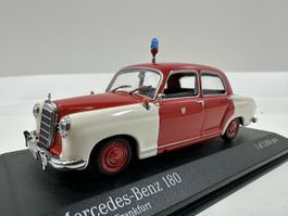 Mercedes-Benz 180 1:43 Feuerwehr Frankfurt, MINICHAMPS