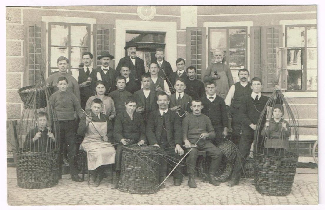Cartoline postali: Landwirtschaft/Korbflechter 1920 – Usato da Wil SG venduto da Clanx