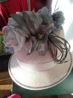 Sehr eleganter Designer-Hut von Sonja Rieser