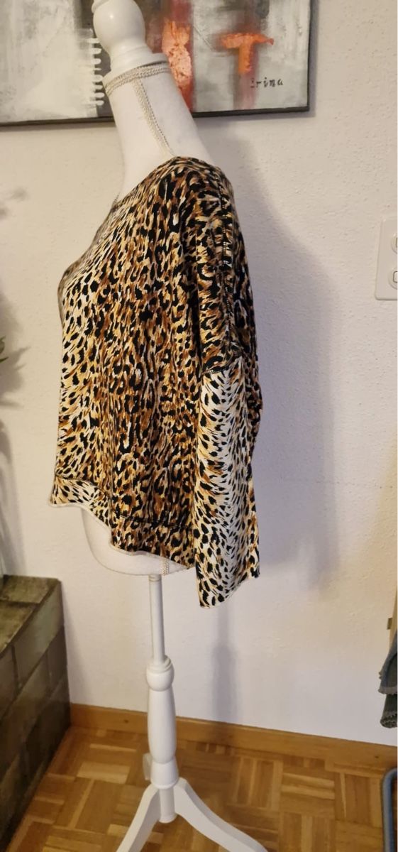 Maje Camicette: Maje Oberteil Gr. S, Leo-Print, Baumwolle, Oversize! – Usato da St. Gallen venduto da mania03 4