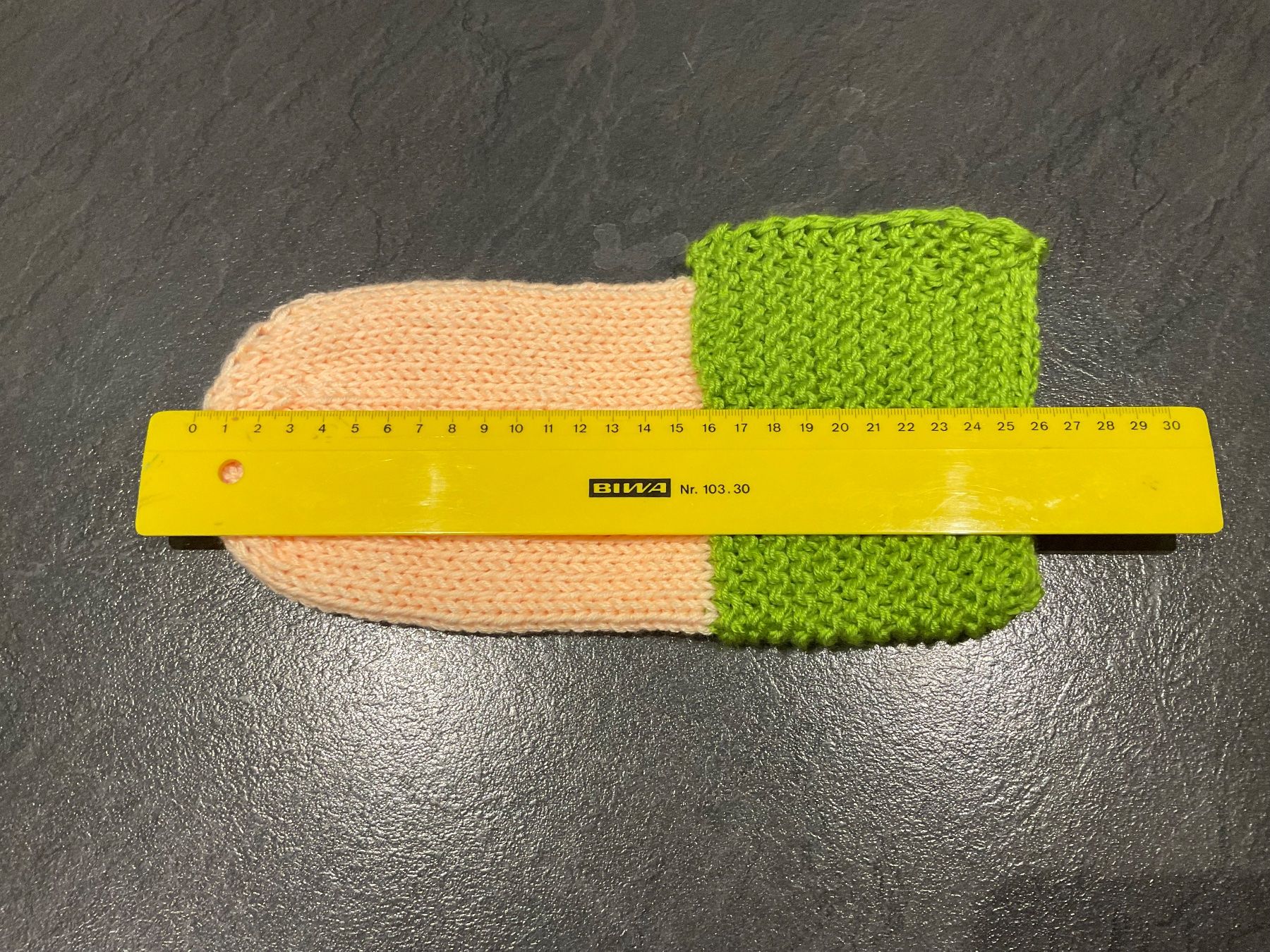 Socken: Handgestrickte Bettsocken Gr. 39/40 – Neu (gemäss Beschreibung) aus Wetzikon ZH von FeeF 1