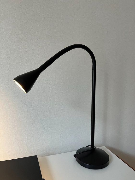 NÄVLINGE Lampe de bureau à LED, noir, économie d'énergie - IKEA