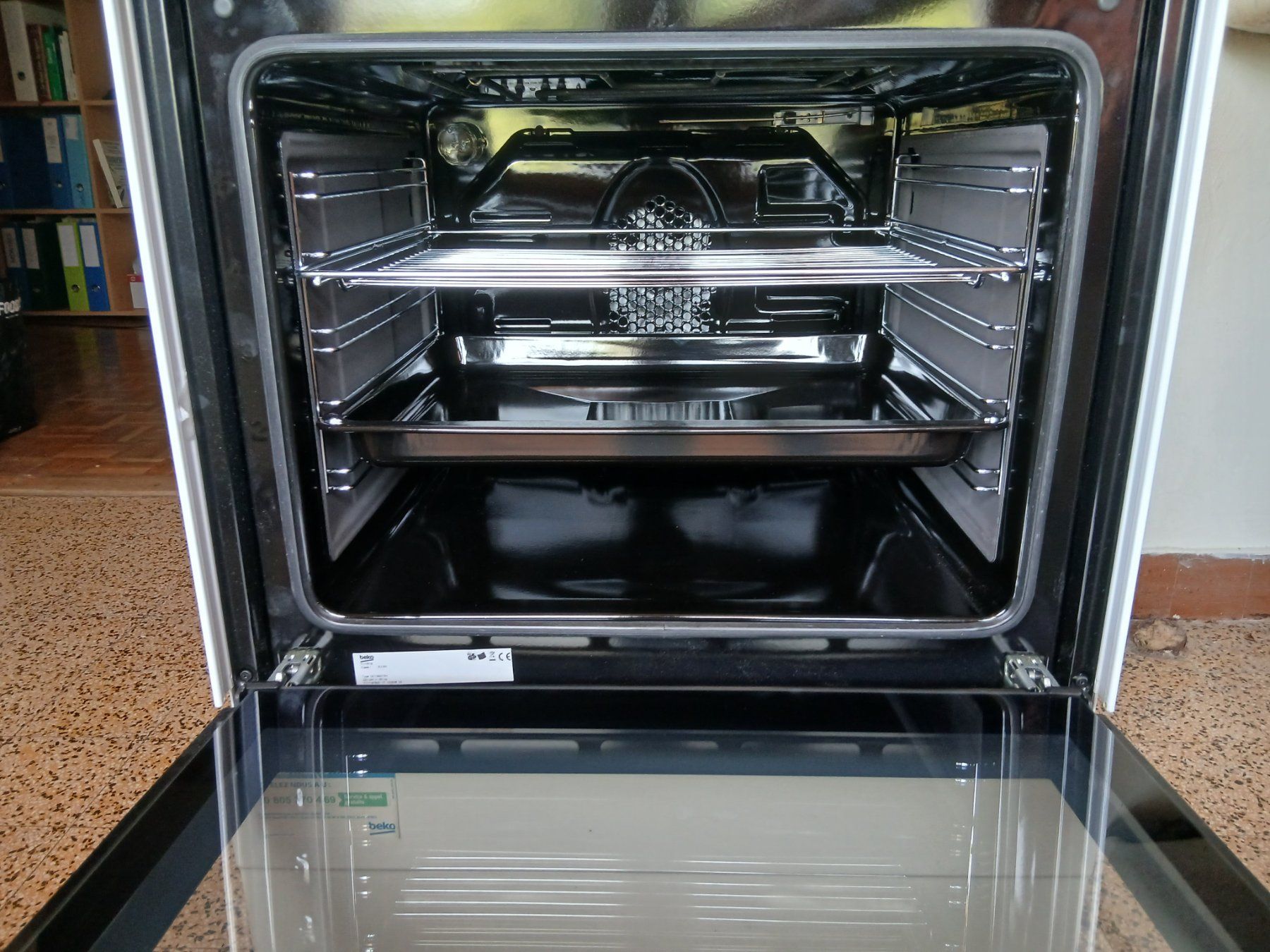 Beko Herde: Cuisinière vitro Beko (avec four) – Gebraucht aus Meyrin von Julien333 2