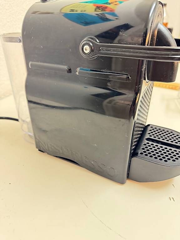Kaffeemaschinen & Espressomaschinen: Nespresso Kaffeemaschine, von Koenig – Gebraucht aus Zürich von martinfel 3