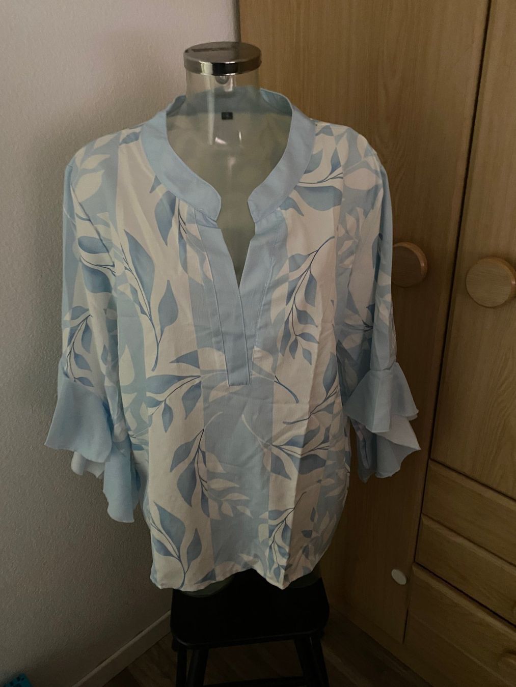 Tuniche: Festliches Tunika/Bluse Grösse 3XL – Nuovo (secondo la descrizione) da Allenwinden venduto da Obalu 3