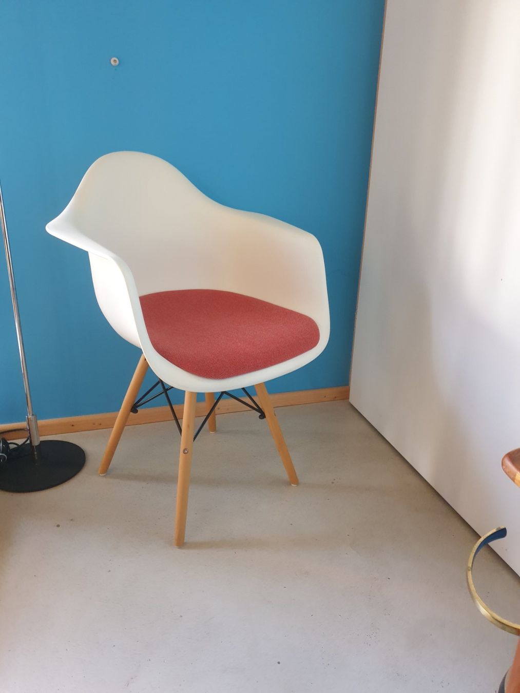 Vitra Sedie: 4 Vitra Plastic Eames Chair – Usato da rebstein venduto da spacy73 1