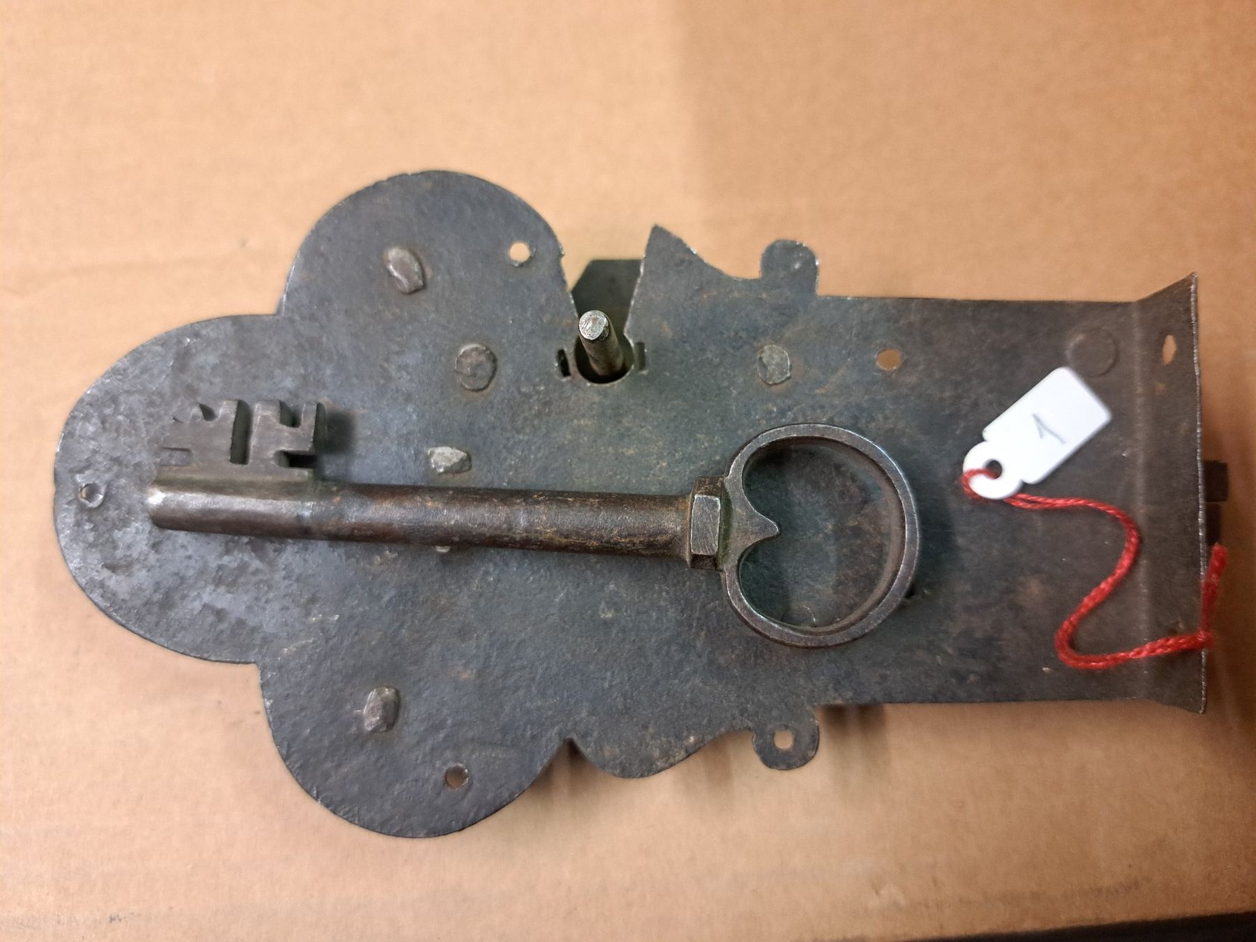 Cadenas: Türschloss alt – D'occasion à Bern par Patinaa 1
