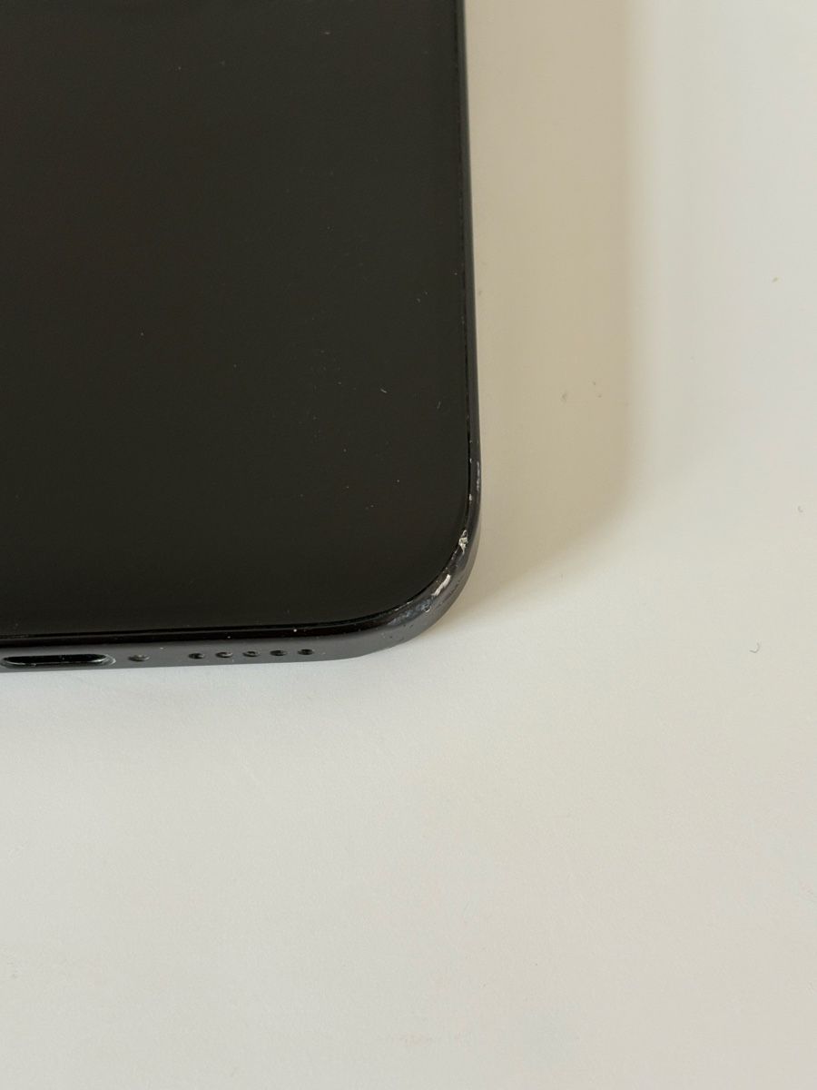 Apple Portables: iPhone 15, 128GB, Schwarz – D'occasion à Basel par Michele4123 3