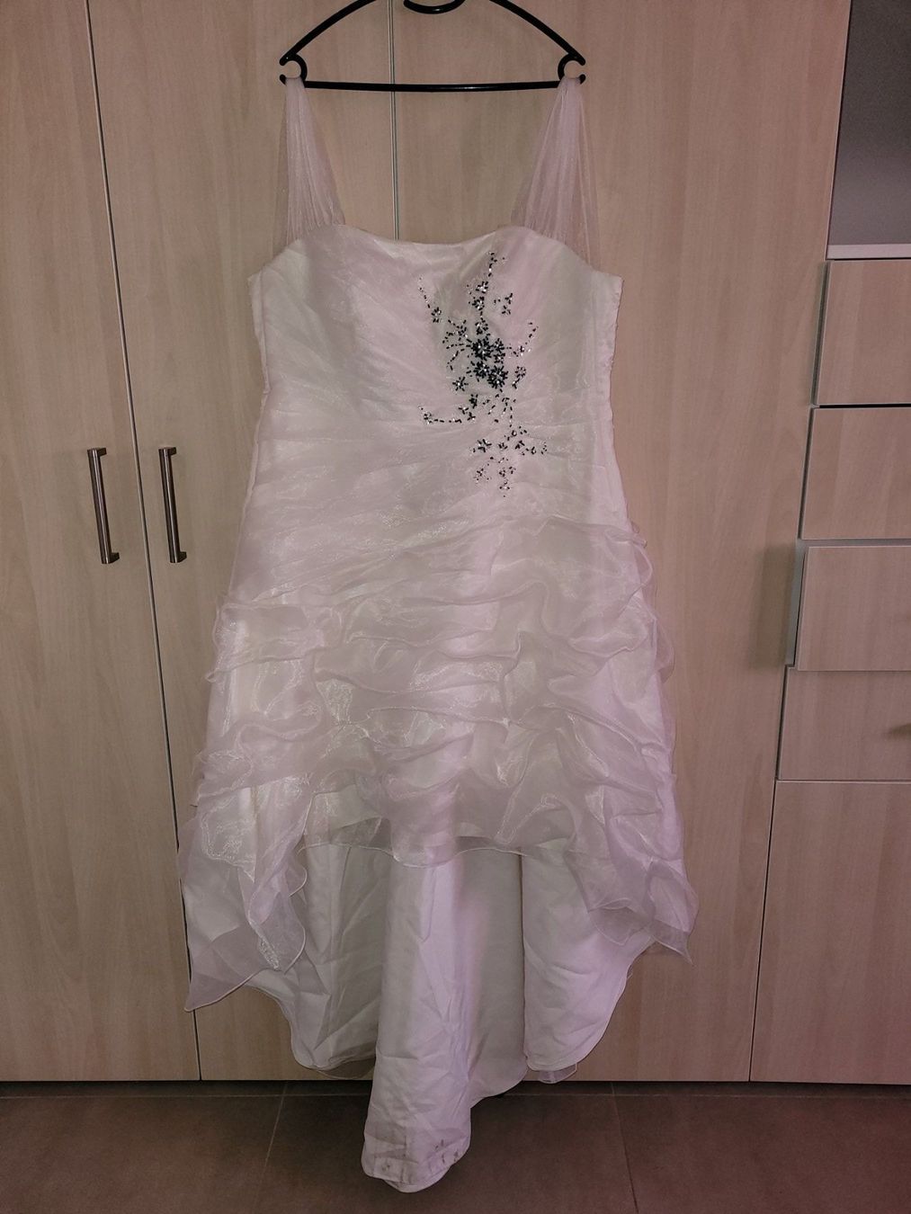 Lots de vêtements: Bellissimo abito da sposa XL – D'occasion à Giubiasco par A.B00 1