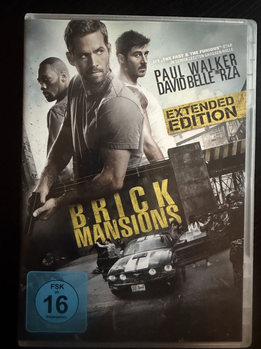 Tous les DVDs: Brick Mansions Extended Edition Paul Walker neu – D'occasion à Lausen par EisAmStiel94