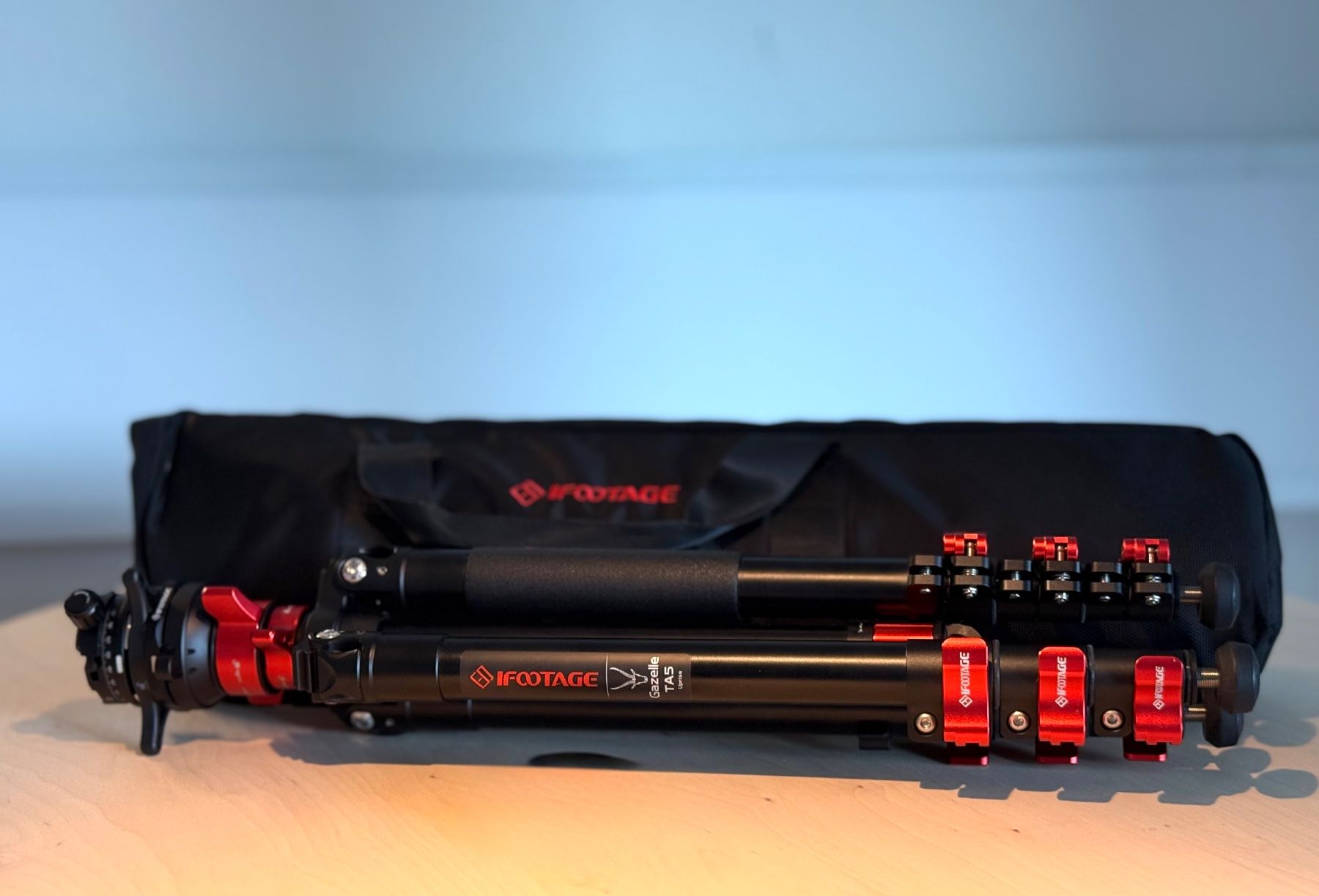 Treppiedi & Teste: Stativ/Tripod: ifootage Gazelle TA5 – Nuovo (secondo la descrizione) da Solothurn venduto da omtara