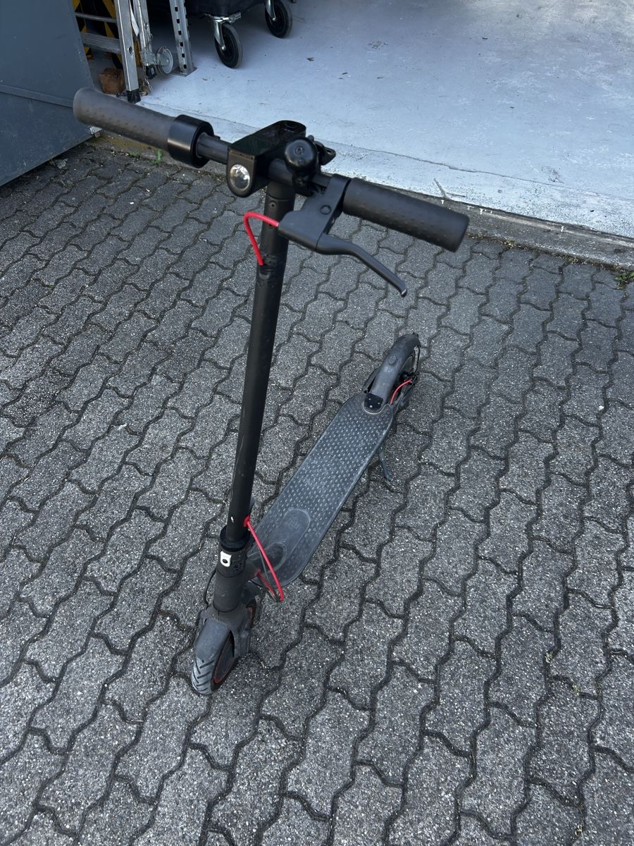 Scooter: E-Scooter Xiaomi Mi Pro 25km/h – Usato da Glattbrugg venduto da Wo. 1