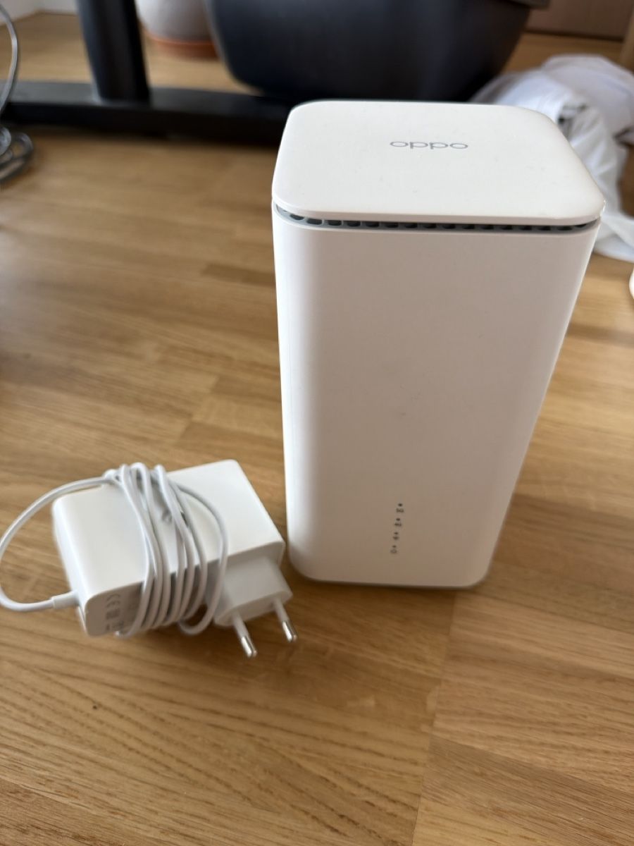 Oppo Modems & Routeurs: Oppo 5G CPR T1a SIM Router – D'occasion à Aarau par harush