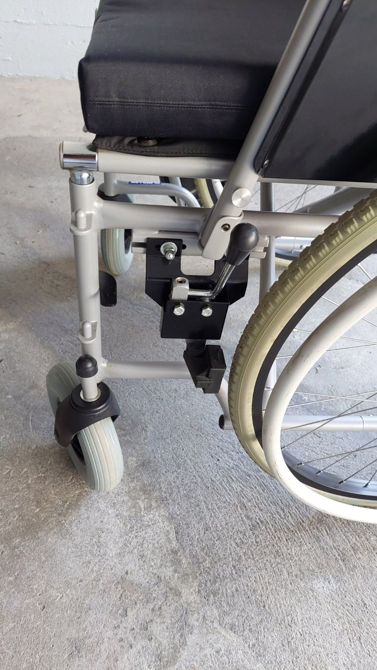 Sedie a rotelle: Rollstuhl  Fabrikat Müller – Usato da Wädenswil venduto da Frosch33 7