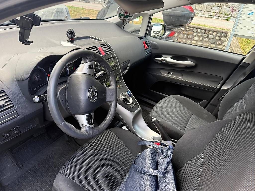 Automobili: Toyota Auris Hybrid 1.8 HSD  – Usato da Iseo venduto da gabor76 3
