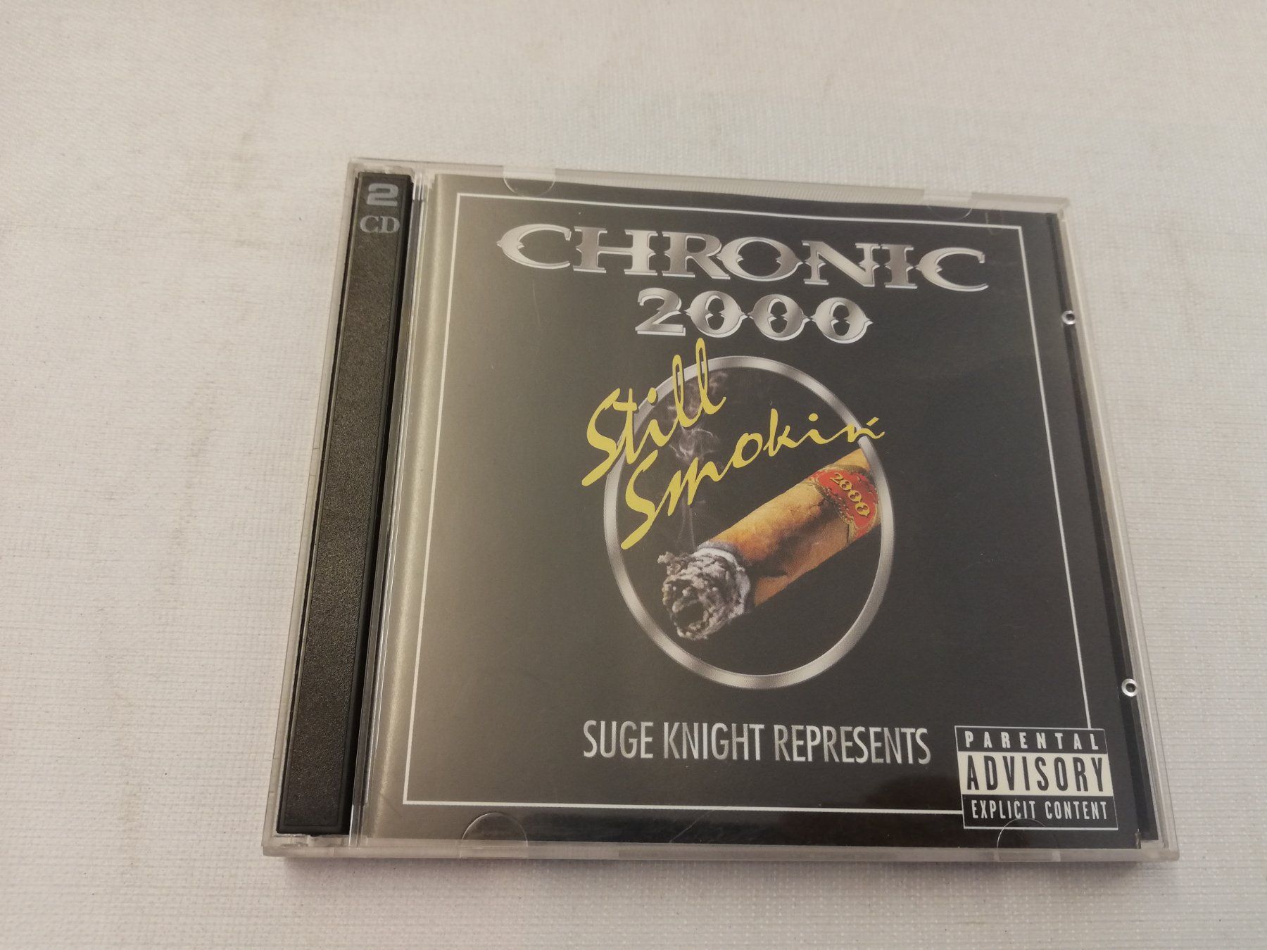 CD: CHRONIC 2000 - STILL SMOKIN' - SUGE KNIGHT REPRESENTS – Usato da Bern venduto da Vinylsound.ch