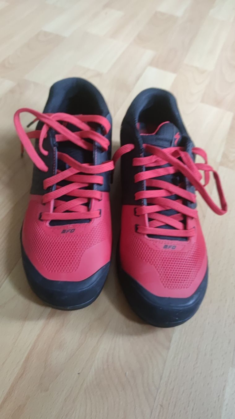 Specialized Herrenschuhe: Specialized 2F0 45.5 Größe  – Neu (gemäss Beschreibung) aus Meggen von Malecifent