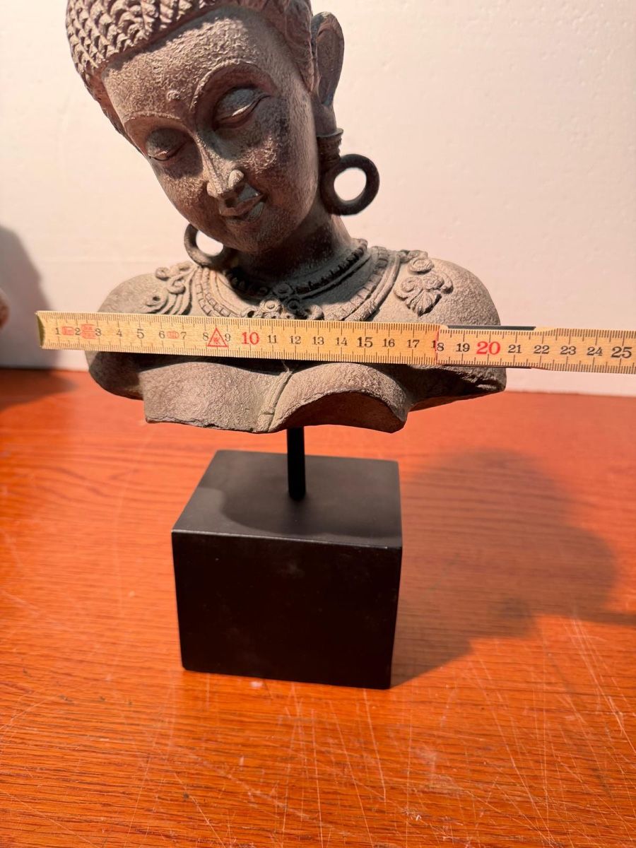 Sculture & Statue: Sculpture bust, Asian style, good condition – Usato da Lausanne venduto da vas_cdb2 5