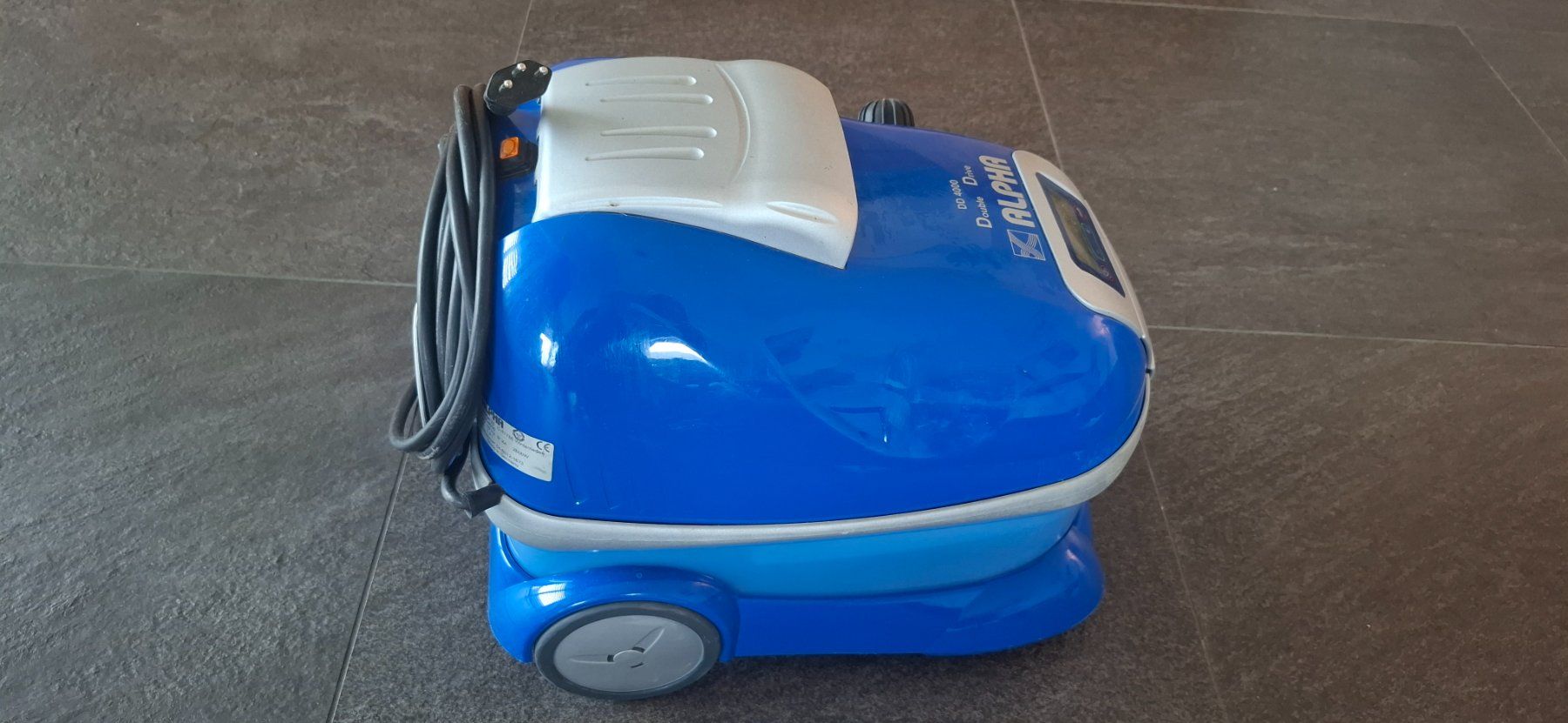 Pulitori a vapore: Dampfreiniger Alpha DD4000 Double Drive Dampfsauger – Usato da Einsiedeln venduto da bachi7000 1
