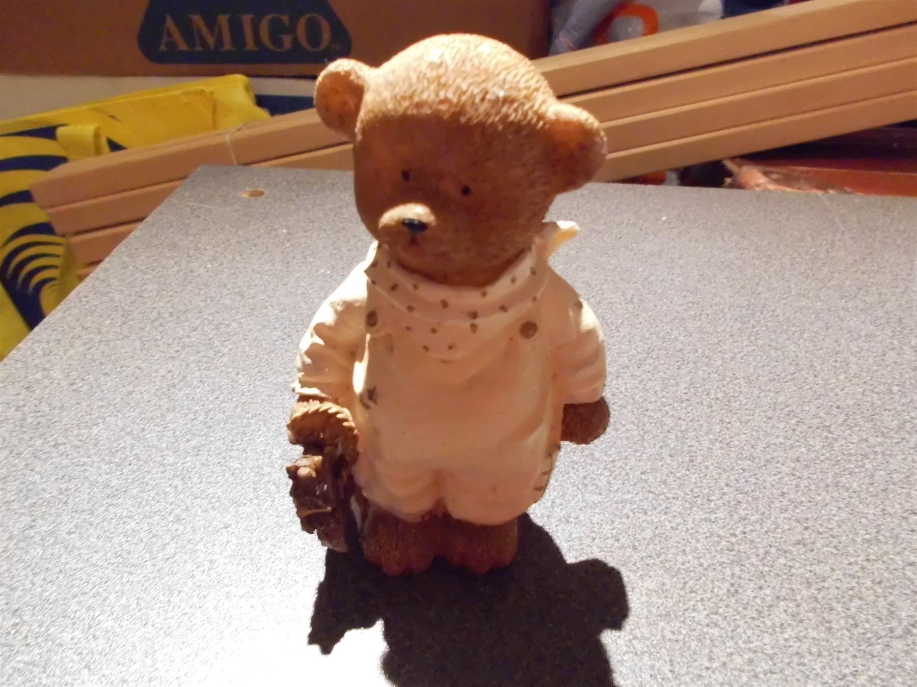 Figurines: Bär, beiger Anzug – D'occasion à Zürich par Motzkuh