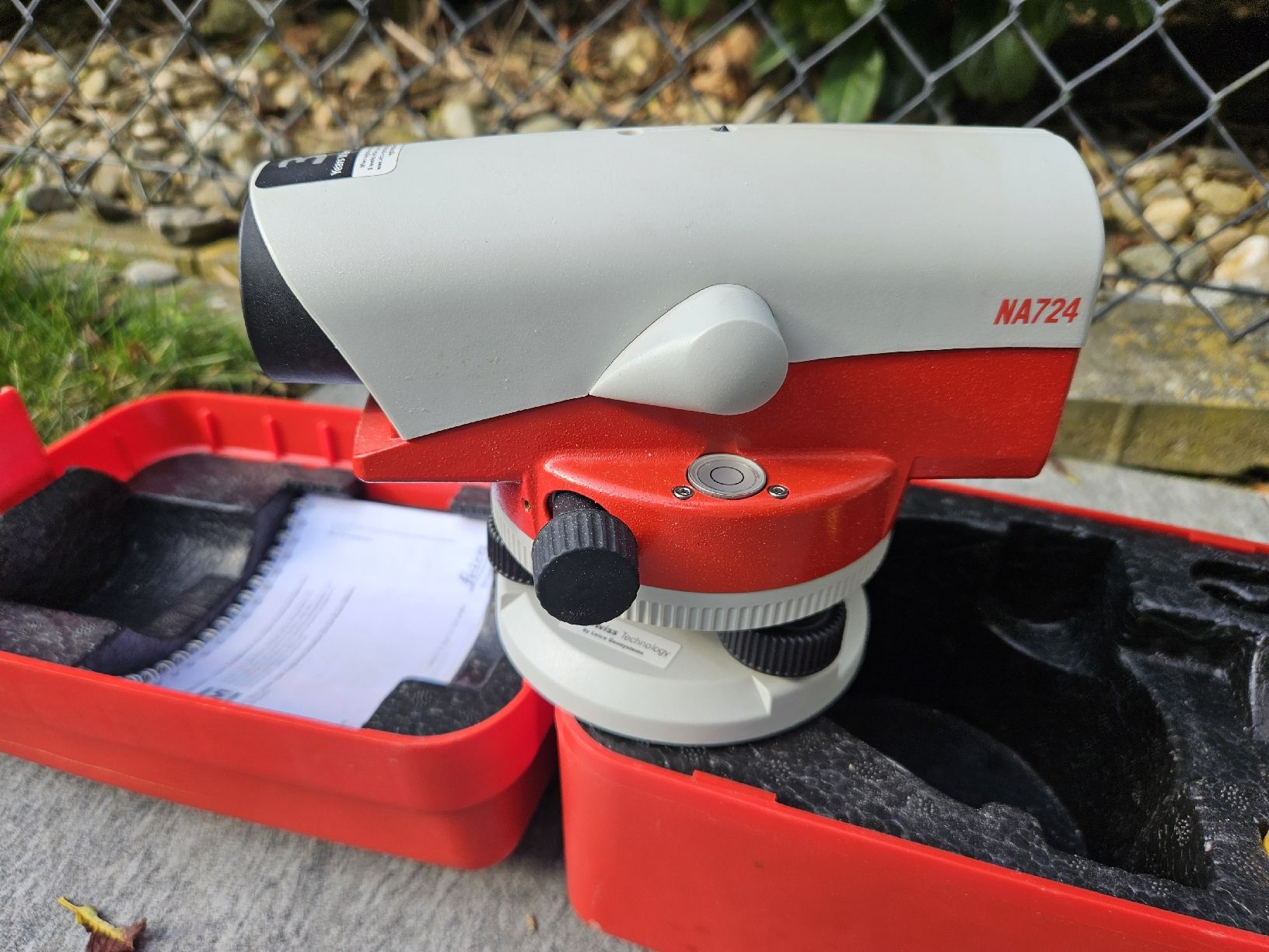 Leica Misurare: instrument de nivellement Leica NA 724 – Nuovo (secondo la descrizione) da Onnens FR venduto da YNM90