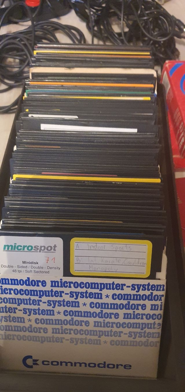 Commodore PCs: Disketten Konvolut commodore 64  – Gebraucht aus Muri AG von Jeromia 8