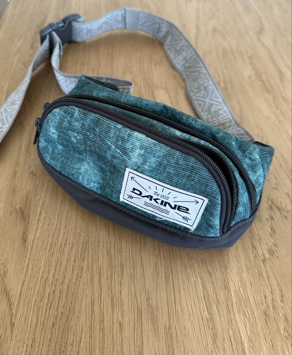 Borse: DAKINE Bauchtasche – Usato da Rifferswil venduto da n.megert