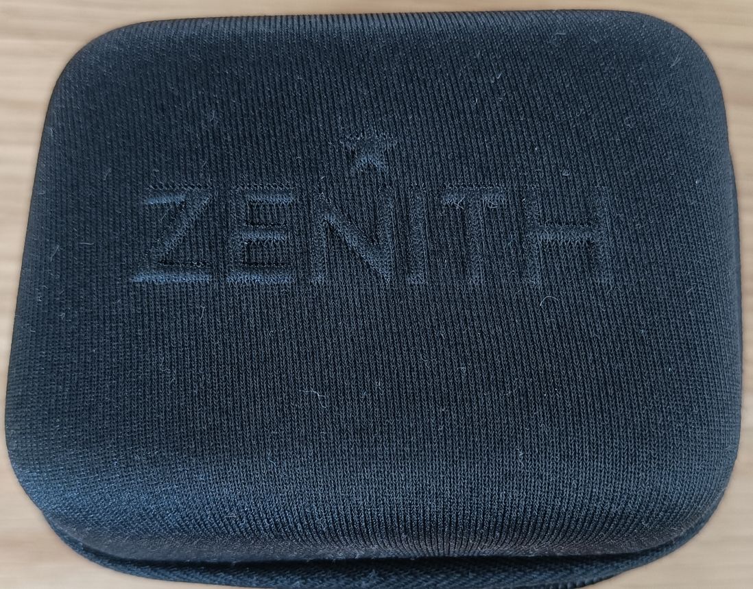 Zenith Scatole porta orologi: Zenith Uhren Reiseböxli – Nuovo (secondo la descrizione) da Emmen venduto da kat_q67m