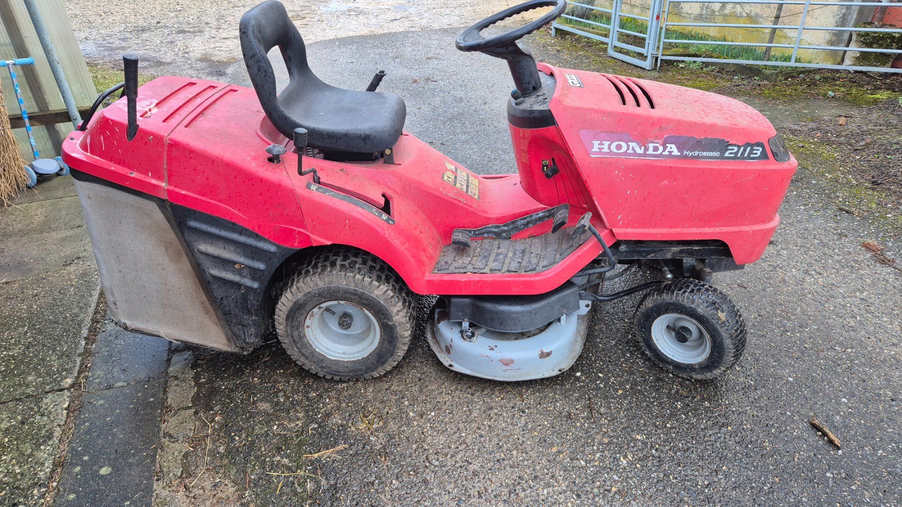 Rasenmäher: Tondeuse Honda 2113 – Gebraucht aus Orbe von Surfinia0