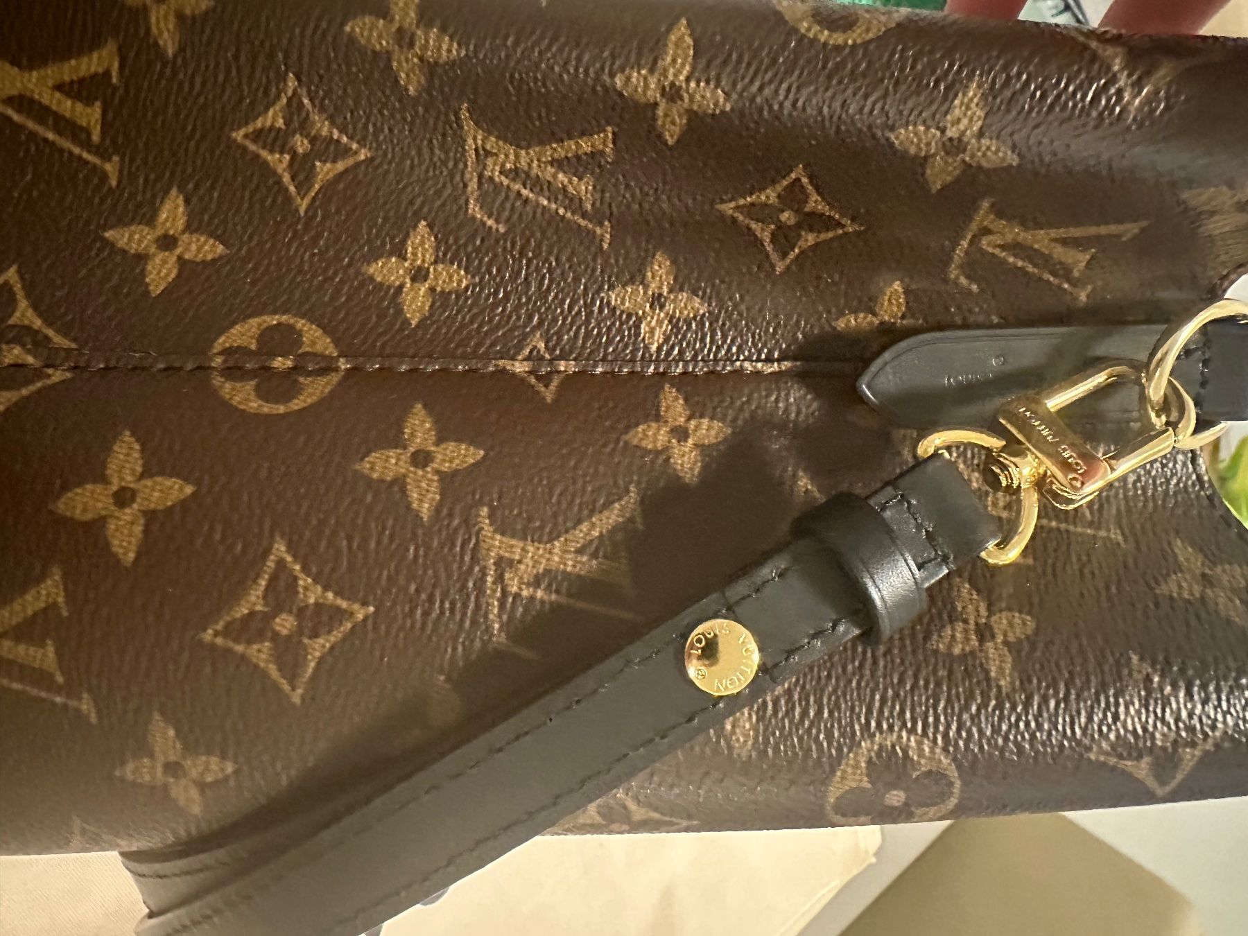 Louis Vuitton Borse da donna: Neonoe bag Louis Vuitton – Usato da Lugano venduto da S_nyr7 7
