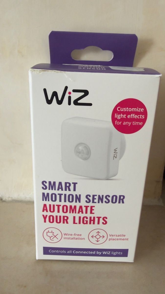 Lampen: WiZ Bewegungssensor mit Batterien Weiss – Neu (gemäss Beschreibung) aus Binningen von romavi