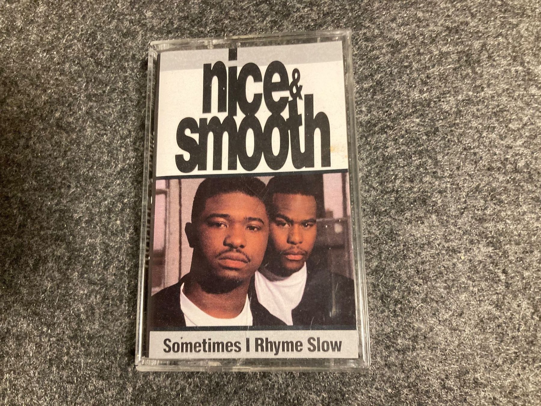 Kompaktkassetten: Nice & Smooth - Sometimes I Rhyme Slow (MC) – Gebraucht aus Fribourg von Karushi