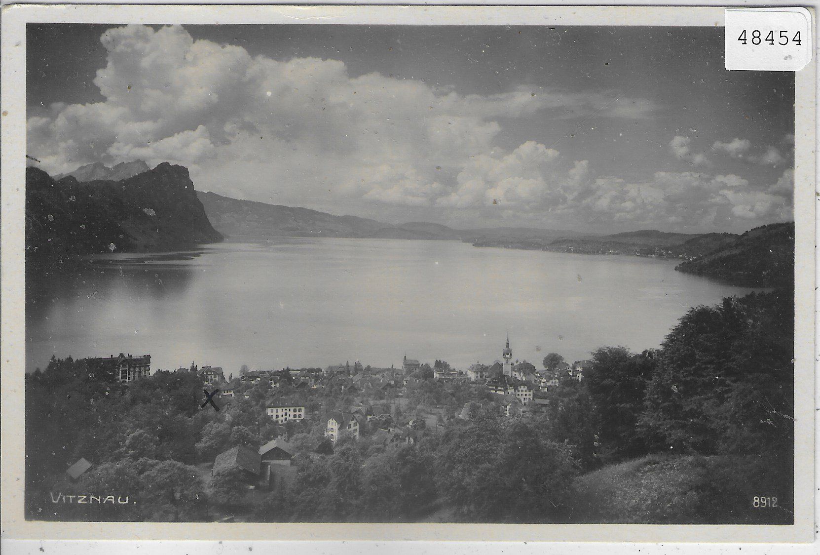 Cartoline postali: Vitznau - Generalansicht – Usato da Ettingen venduto da Kartenplanet