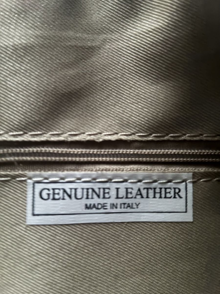 Sacs femmes: Neue Tasche Leder Made in Italy Farbe Gold – Neuf (Voir description) à Novazzano par White71 1