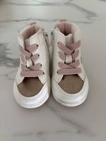 Sneaker wie neu