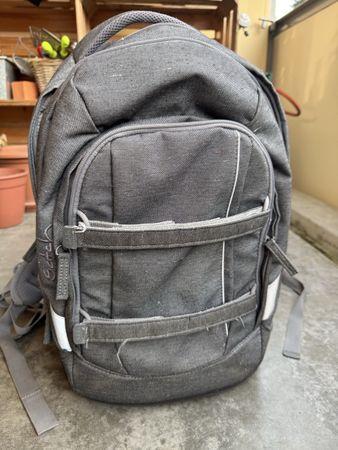 Satch Schulrucksack grau