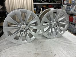 2 Stück Tesla  Alufelgen 20 Zoll 9.0J ET35 Neuwertig