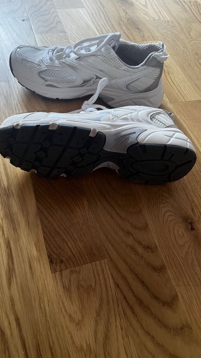 Herrenschuhe: Kaum getragene Sneakers – Gebraucht aus Zürich von Dita06 2