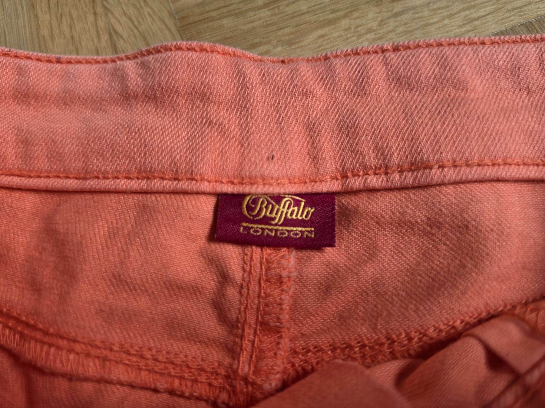 Buffalo Jeans: Hotpants Buffalo Gr. 36 – Gebraucht aus Stäfa von flamingo_17 4
