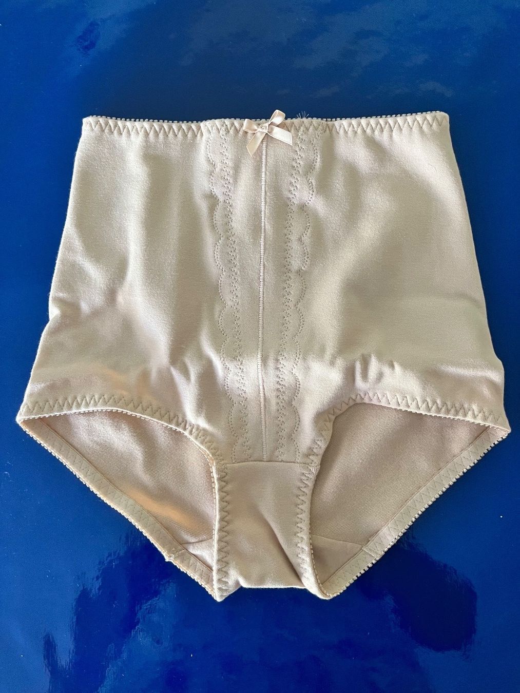 Migros Altra biancheria intima: Slip Shaping Effect light, Grösse S, Farbe Puder – Nuovo e nell'imballaggio originale da Rudolfstetten venduto da gst_g7xl 2