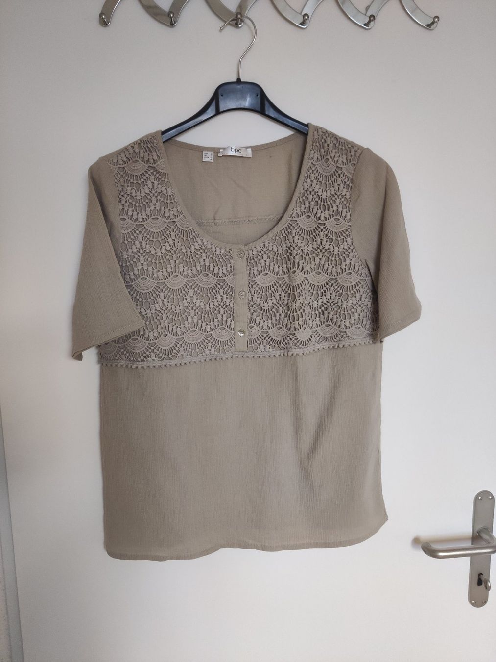 Camicette: Hübsche Bluse Gr. 40 mit Spitze - bpc Collection – Usato da Birmensdorf ZH venduto da Nebuliane