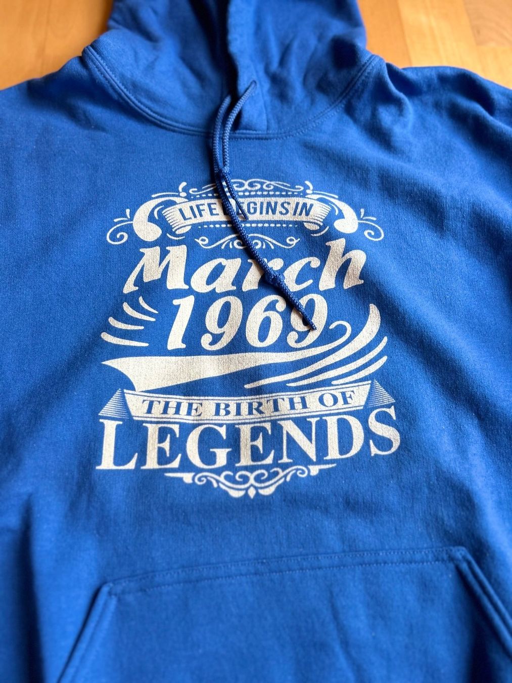Maglioni & Felpe: Hoodie: "Born in March 1969 Legends" Gr. L Pullover – Usato da Neftenbach venduto da Boska_1969 2