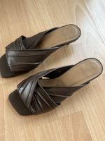 High heel Pantoletten, Flattered